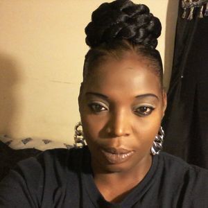 Meet your Posher, Lashanda