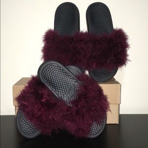 Nike Fluff Chic Slides