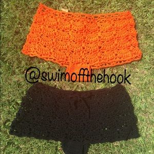 Shell Crochet Shorts