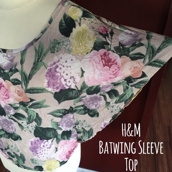 💐Floral Batwing Sleeve Top💐