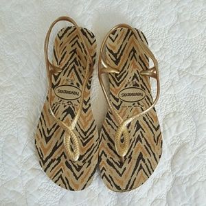 Havaianas Luna Gold Animal Print