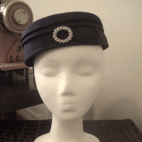 1950s Jackie Kennedy Style Pillbox Hat