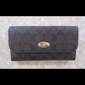 Coach Signature PVC Checkbook Wallet NWT F52681