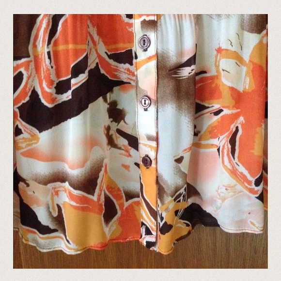 Flutter sleeves blouse - Picture 4 of 4