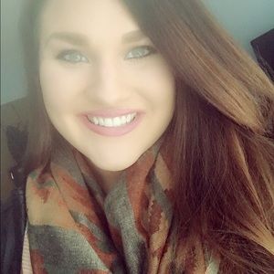 Meet your Posher, Kristin