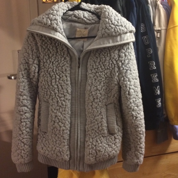 Pins and Needles Teddy bomber - Picture 3 of 3