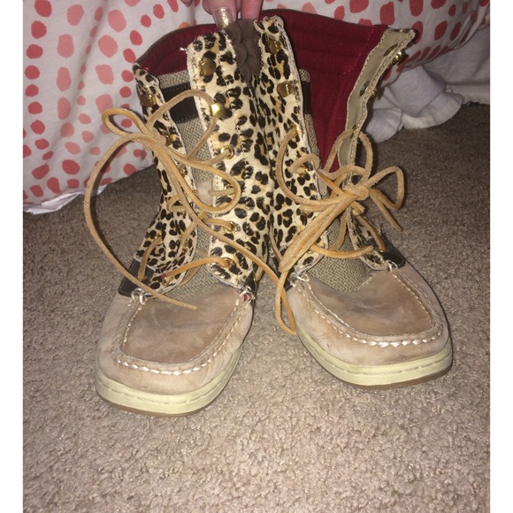 Cheetah Sperry boots - Picture 1 of 4