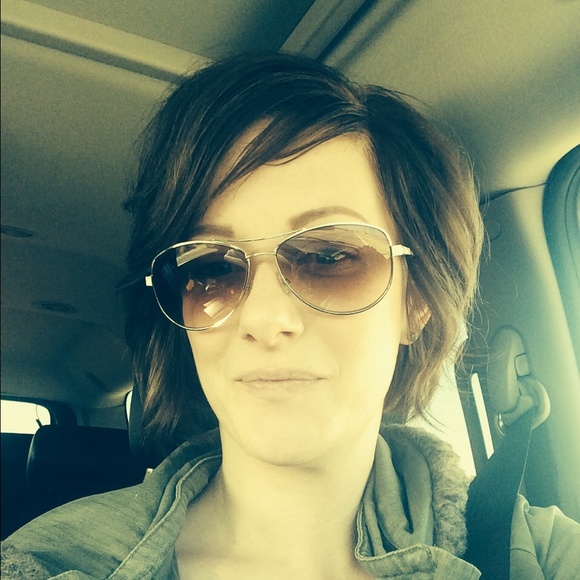 Meet your Posher, Jessica