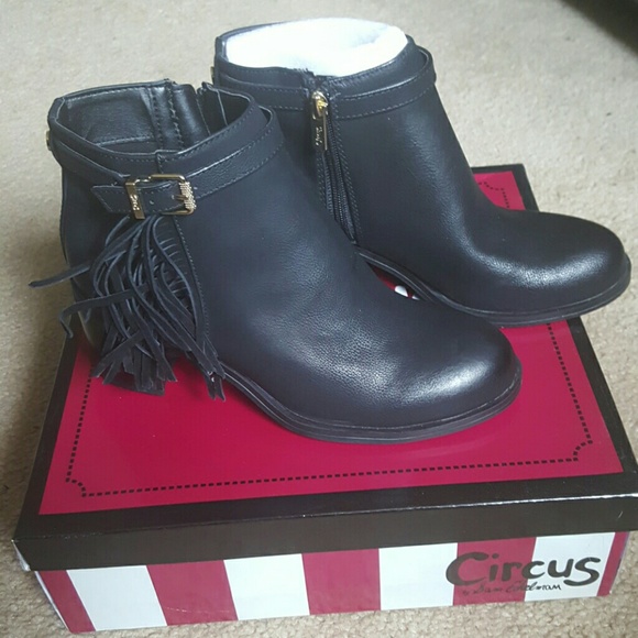 San Edelman black booties