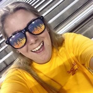 Meet your Posher, Madalyn