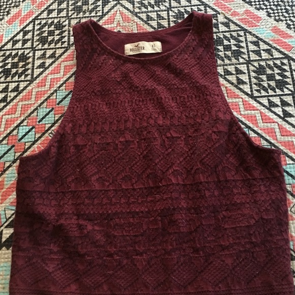 Maroon crop top