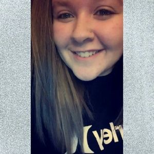 Meet your Posher, Alexus