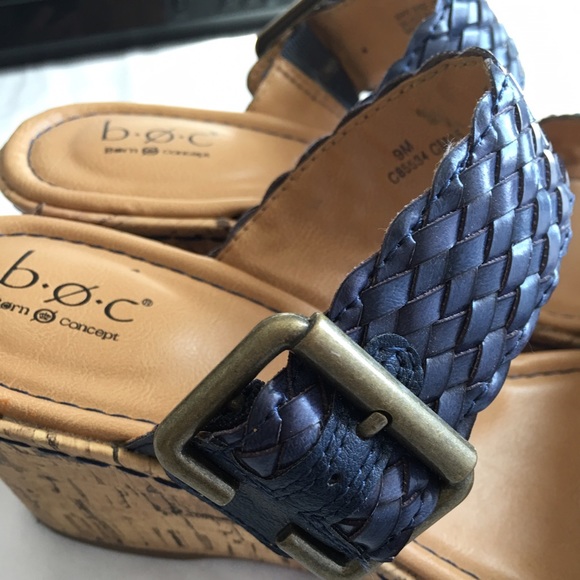 BORN ....B.O.C WEDGE CORK SANDALS
