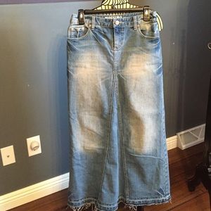 Mossimo brand long denim Jean skirt size 1