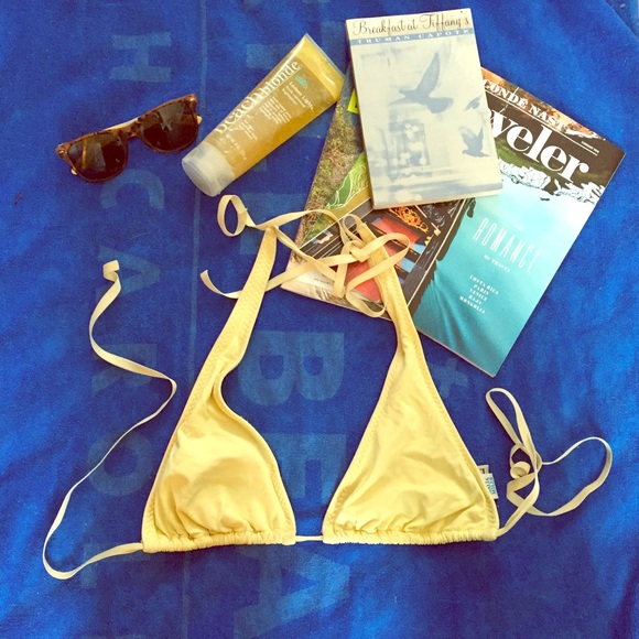 90% OFF!!! Malia Mills Bikini Top MOVING SALE!!!