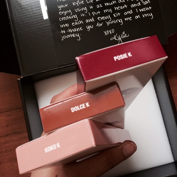 ✨SALE Kylie Jenner Lip Kits✨ Dolce K - Picture 2 of 4
