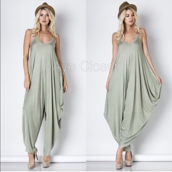 Harem Oversized jumpsuit jumper dress comfy sexy - Picture 3 of 8