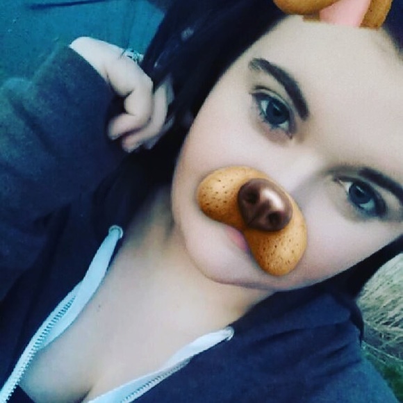 Meet your Posher, Kaitlyn