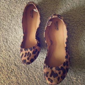 Mossimo flats