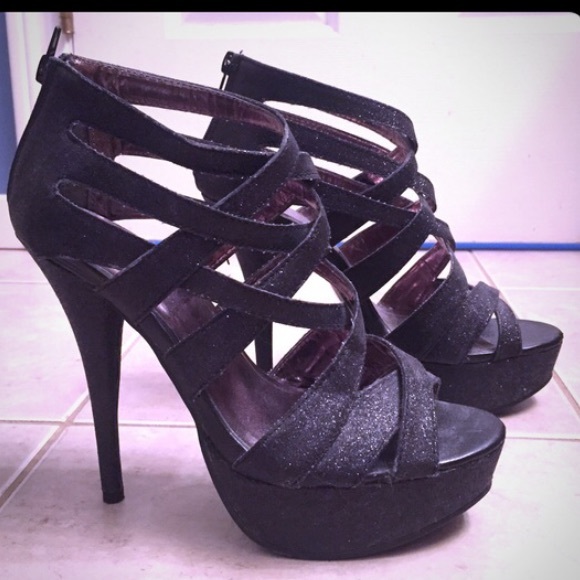 Forever 21 glitter strappy heels stilettos