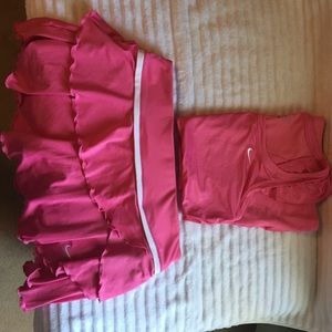 Nike tennis skirt and shirt
