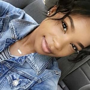 Meet your Posher, Khadejah