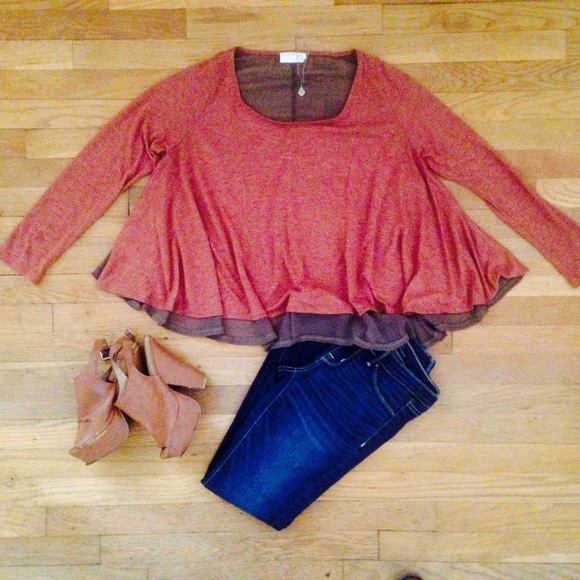 Gorgeous TC Elli's Top!