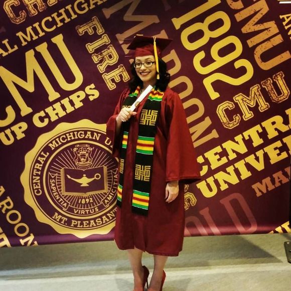 Meet your Posher, Camille - Picture 1 of 1