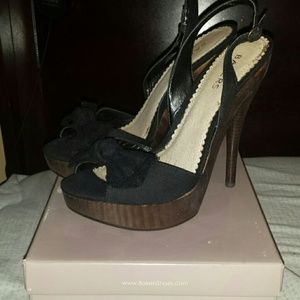 Black Peep Toe Sling Back Sandal Heels