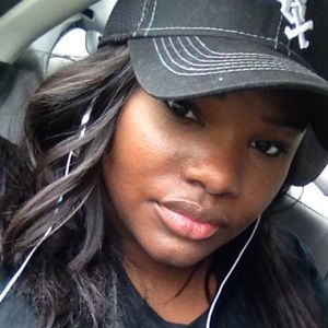 Meet your Posher, Jonee