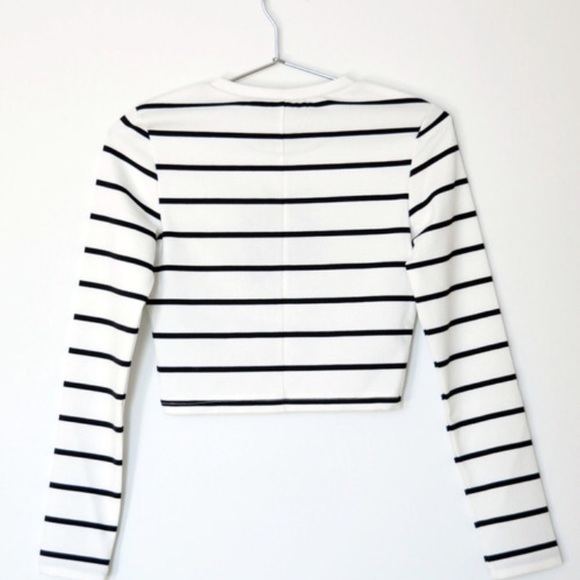 The Fifth || White Stipe Long Sleeve Crop Top - Picture 4 of 4