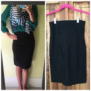 ⚡️⚡️Black pencil skirt⚡️⚡️