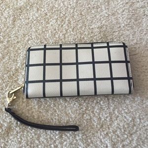 Wallet wristlet