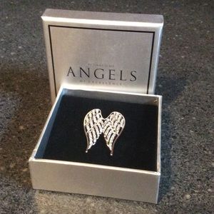 Angel pin