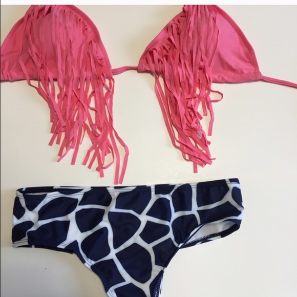 BOGO Pink fringe bikini - Picture 2 of 2