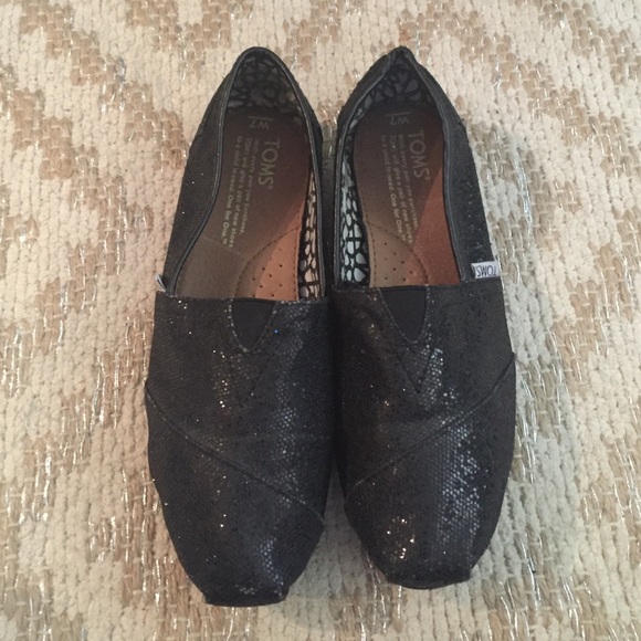 Glitter toms