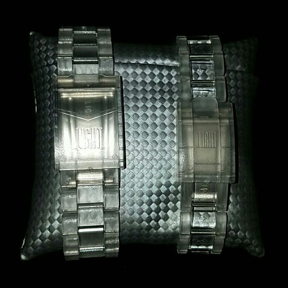 Light time his & hers matching watches new in box - Picture 2 of 4