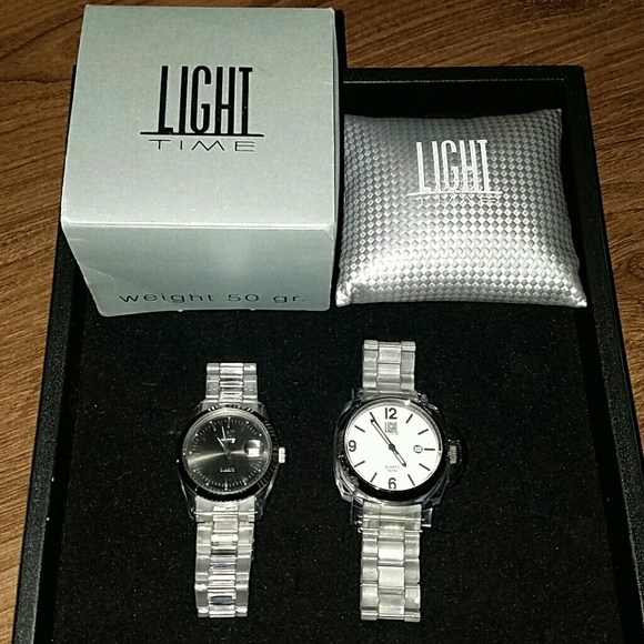Light time his & hers matching watches new in box - Picture 3 of 4
