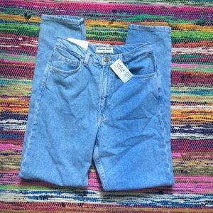 AA High-Waist Jean