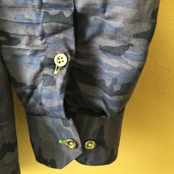 Jared Lang blue camo button down - Picture 3 of 4