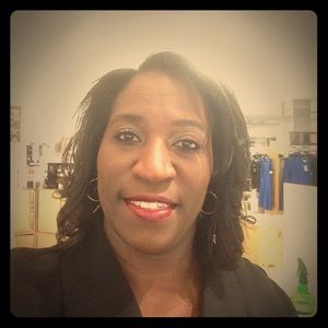 Meet your Posher, Manetta