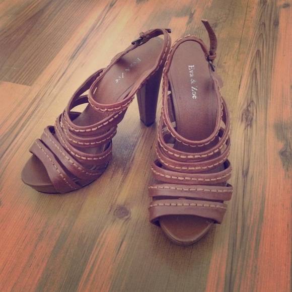 Chunky heel sandels - Picture 1 of 2