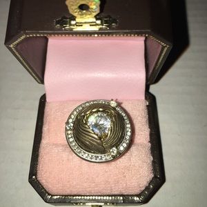 Juicy Couture Petal and Stone Ring One Size