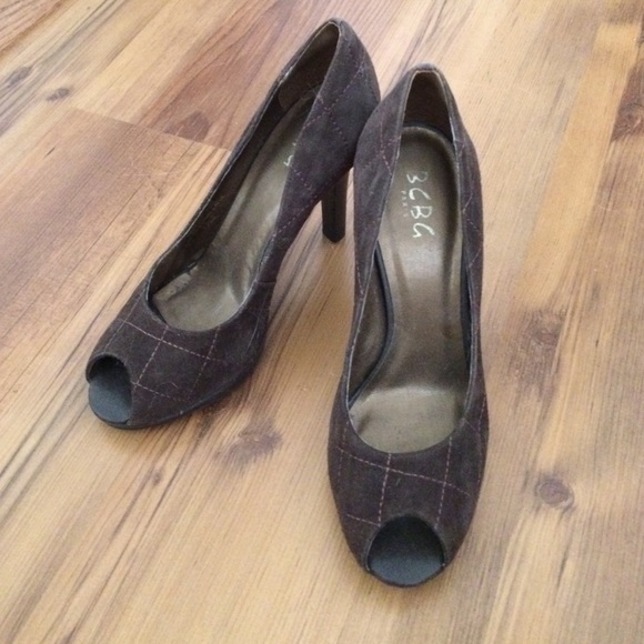 Brown suede heels - Picture 1 of 1