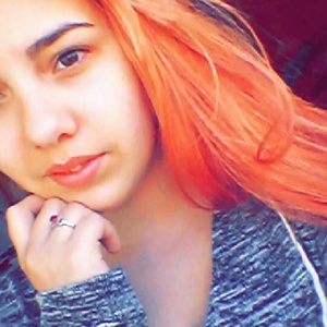 Meet your Posher, Cassi