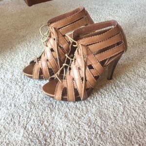 Chinese Laundry heals