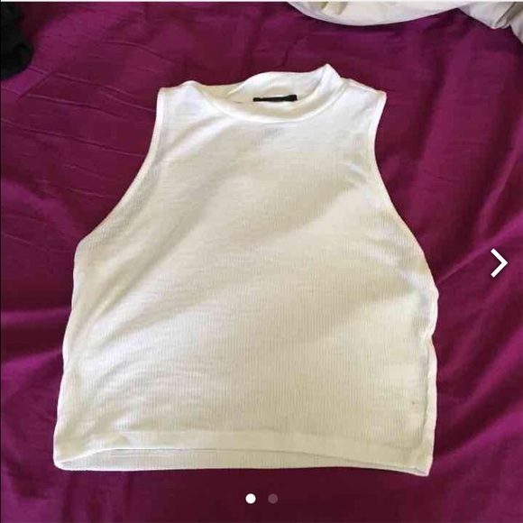 White high neck crop tank