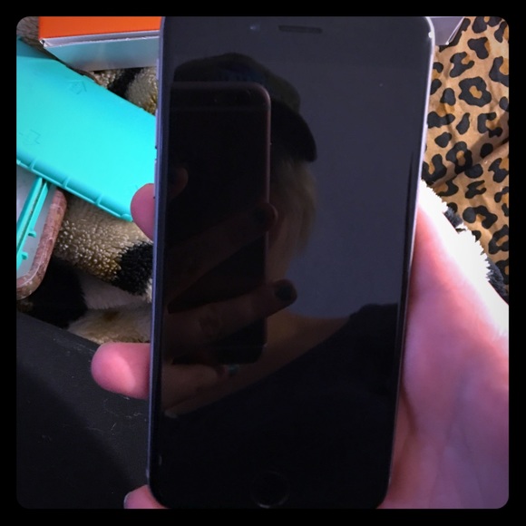 AT&T I phone 6 16g.