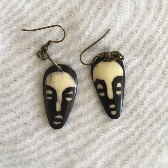 Wooden mask earrings ✨bundle Earrings for discount - Picture 1 of 1