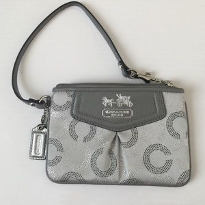 NBW SILVER/GRAY/SLATE COACH WRISTLET